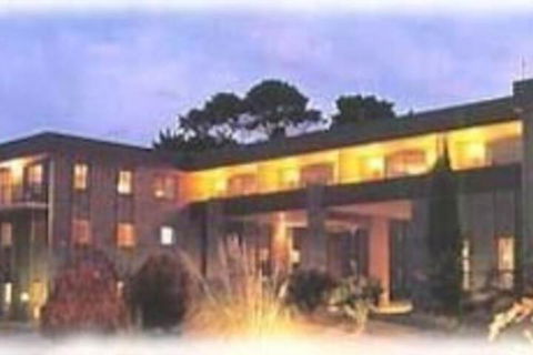 Southern Cross Motor Inn - New South Wales Tourism  1