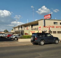 A  A Lodge Motel Emerald - New South Wales Tourism 