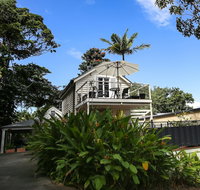 Port Douglas Cottage and Lodge - New South Wales Tourism 