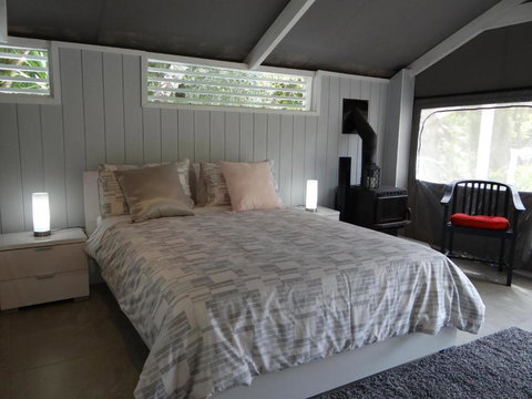 Eumundi Yacht Club B & B - New South Wales Tourism  1