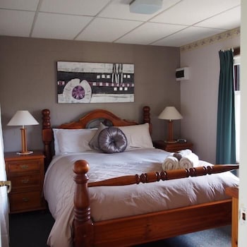 Forest Lodge Chalets - New South Wales Tourism  3