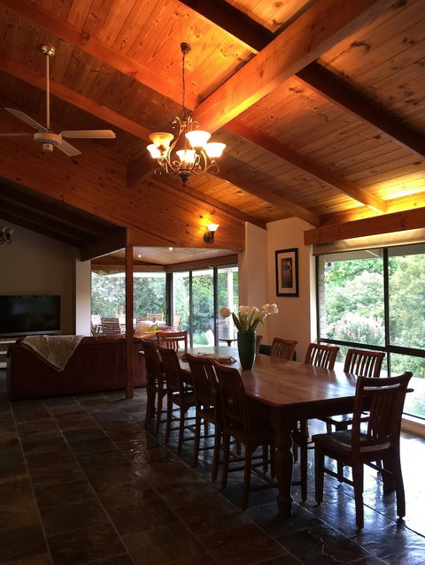 Forest Lodge Chalets - New South Wales Tourism  6