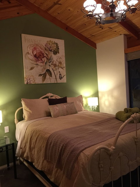 Forest Lodge Chalets - New South Wales Tourism  4