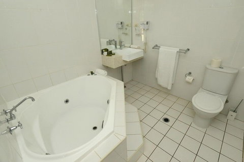 Cootamundra Heritage Motel - New South Wales Tourism  4