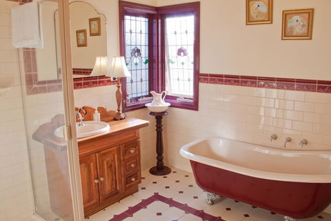 Lucy's House Serenity - New South Wales Tourism  1