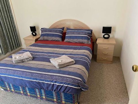 Port Bouvard Beach Holiday Home Mandurah - New South Wales Tourism  1
