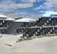 Royal Motel Miles - New South Wales Tourism 