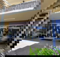 Mayfair Motel Emerald - New South Wales Tourism 