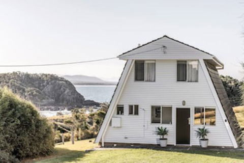 A PERFECT STAY - A Frame - New South Wales Tourism  0
