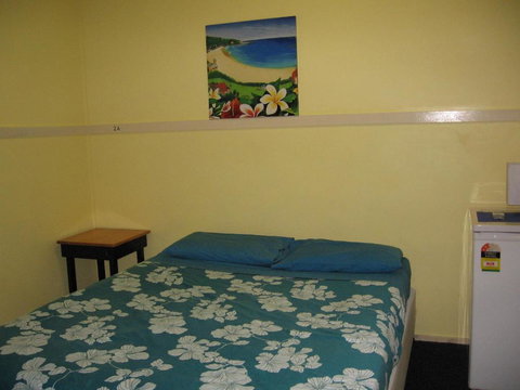 Geckos Rest Budget Accommodation & Backpackers - New South Wales Tourism  3