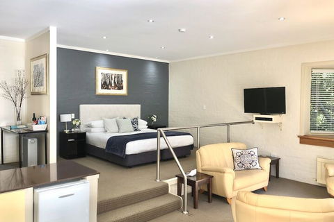 Briars Country Lodge - New South Wales Tourism  2