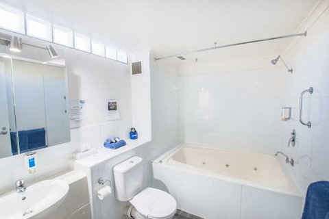 MAS Country Riverboat Lodge Motor Inn - New South Wales Tourism  7