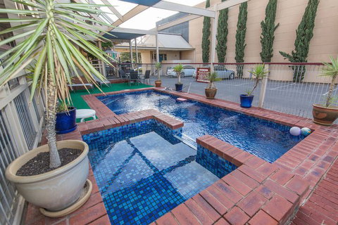 MAS Country Riverboat Lodge Motor Inn - New South Wales Tourism  3