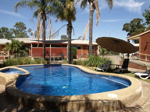 Old Coach Motor Inn - New South Wales Tourism  3