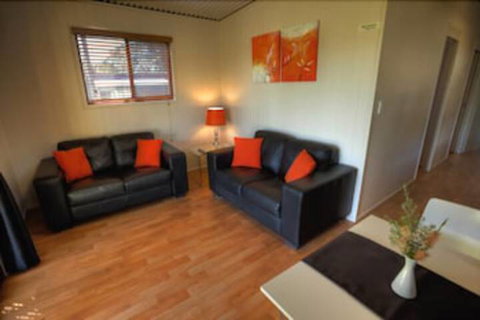 Killarney View Cabins & Caravan Park - New South Wales Tourism  4