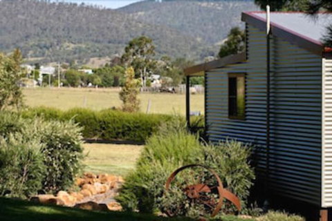 Killarney View Cabins & Caravan Park - New South Wales Tourism  2