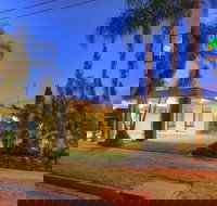 Paruna Motel - New South Wales Tourism 