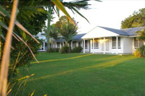 Colonial Court Motor Inn - New South Wales Tourism  2