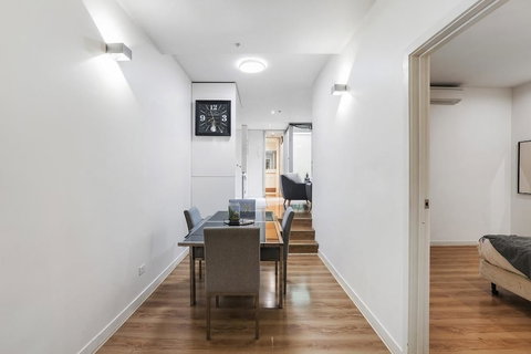 Anchor On Collins - New South Wales Tourism  0