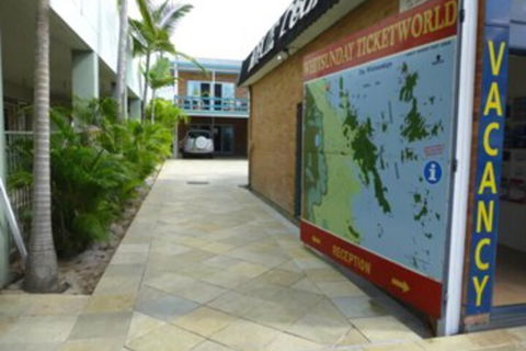 Airlie Court Units - New South Wales Tourism  2