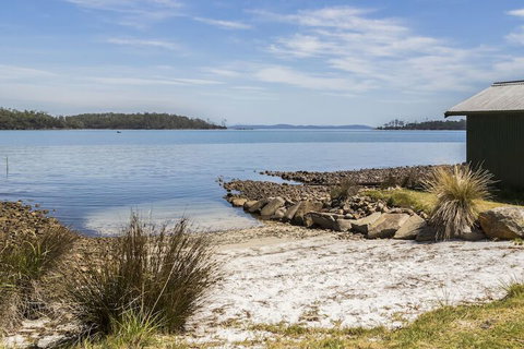 Abs By The Bay - New South Wales Tourism  2