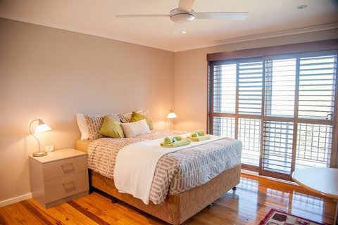 Sinclairs Country Retreat - New South Wales Tourism  4