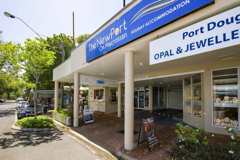 The Newport On Macrossan - New South Wales Tourism  1
