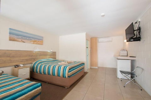 A & A Motel - New South Wales Tourism  2