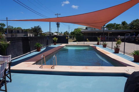 A & A Motel - New South Wales Tourism  1