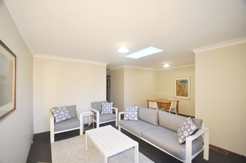 Katoomba Townhouses - New South Wales Tourism  2