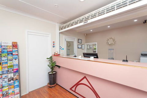 Engadine Motor Inn - New South Wales Tourism  3