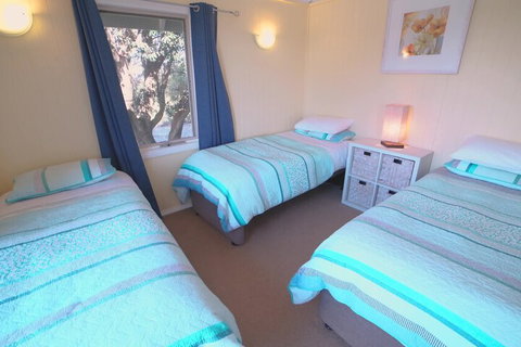 Bear Gully Coastal Cottages - New South Wales Tourism  4
