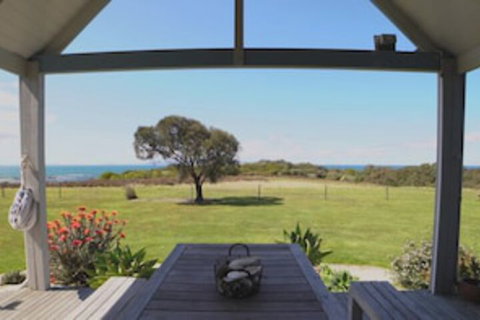 Bear Gully Coastal Cottages - New South Wales Tourism  0