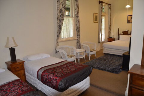 Leura House - New South Wales Tourism  5