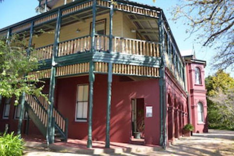 Leura House - New South Wales Tourism  0