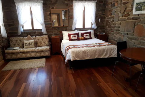 1860 Wine Country Cottages - New South Wales Tourism  3