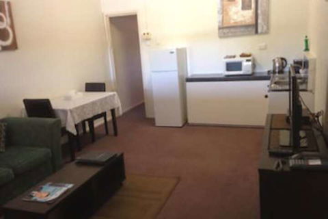 Copper Gate Motel - New South Wales Tourism  5