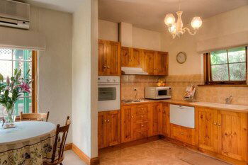 Country Pleasures B&B - New South Wales Tourism  6