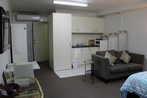 Box Hill Studio Apartment 2 - New South Wales Tourism  6