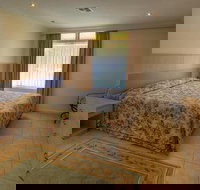 Cooma Motor Lodge Motel - New South Wales Tourism 