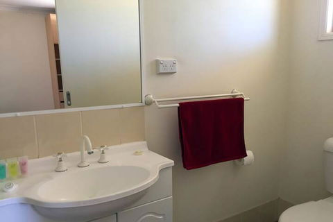 Inland Oasis Motel - New South Wales Tourism  7