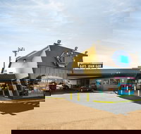 Nightcap at Glengala Hotel - New South Wales Tourism 