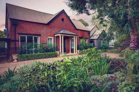 Evanslea Luxury Boutique Accommodation - New South Wales Tourism  2