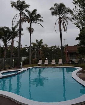 Tabourie Lake Motel - New South Wales Tourism  0