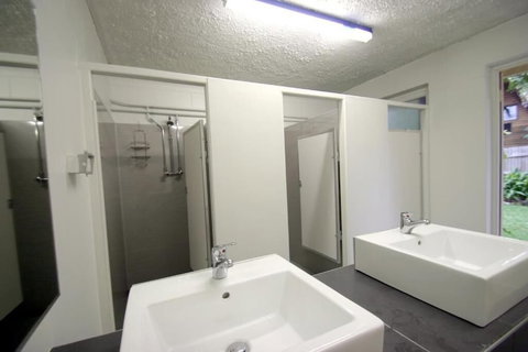 Cstay - New South Wales Tourism  1