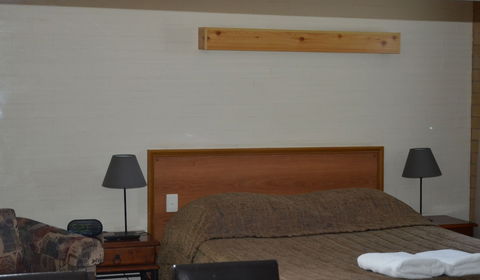 Alexander Motor Inn Moree - New South Wales Tourism  5
