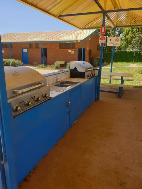 Newell Hwy Caravan Park - New South Wales Tourism  5