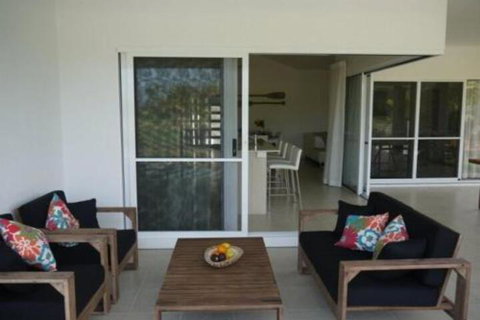 4 Cascade House Luxury Holiday Home - New South Wales Tourism  4