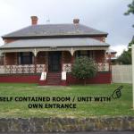 RJs Bed & Breakfast - New South Wales Tourism  0