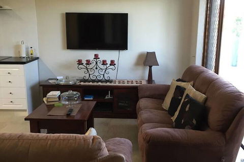 Bed & Breakfast In Perth - New South Wales Tourism  1